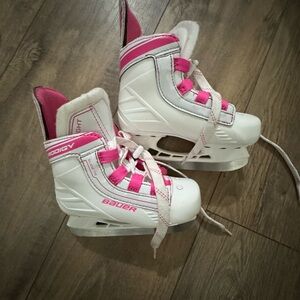 Bauer Kids Skates - White and Pink